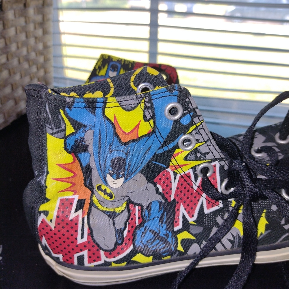 Batman Converse - Picture 3 of 7